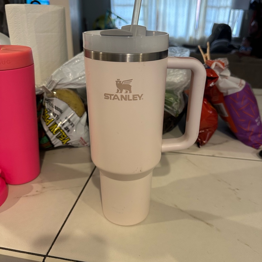 Stanley Soft Pink Travel Mug with Handle
